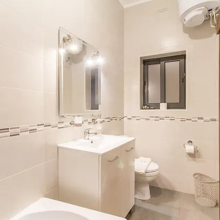 Vakantiehuis Ta'siku Gozitan Pool & Hot Tub - Happy Il-Pergla