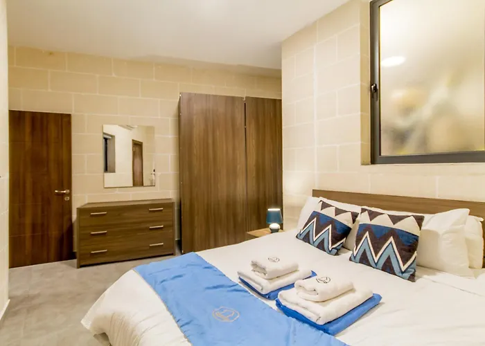 Ta'siku Gozitan Pool & Hot Tub - Happy Vakantiehuis